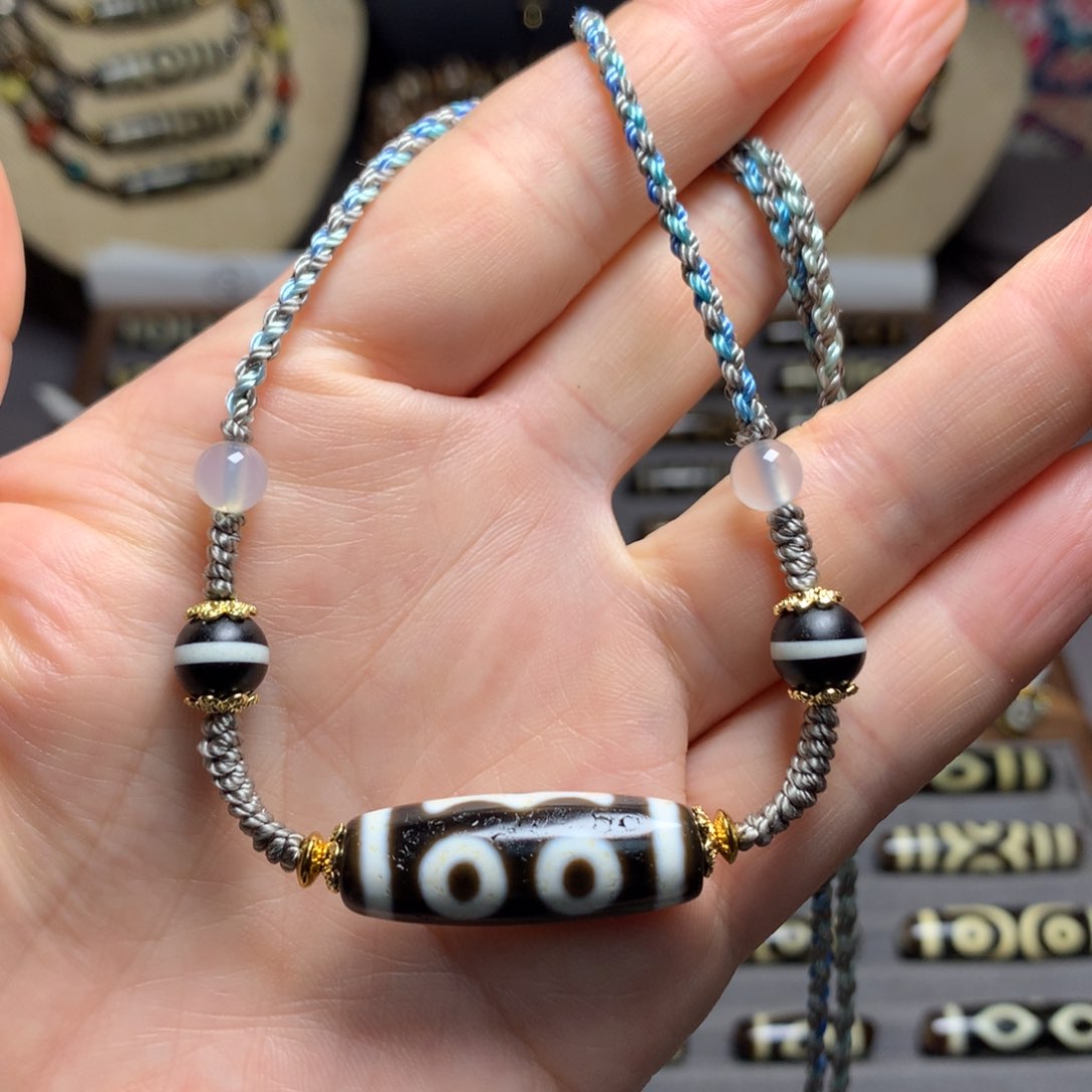 玛瑙/玉髓未镶嵌吊坠(赠链)