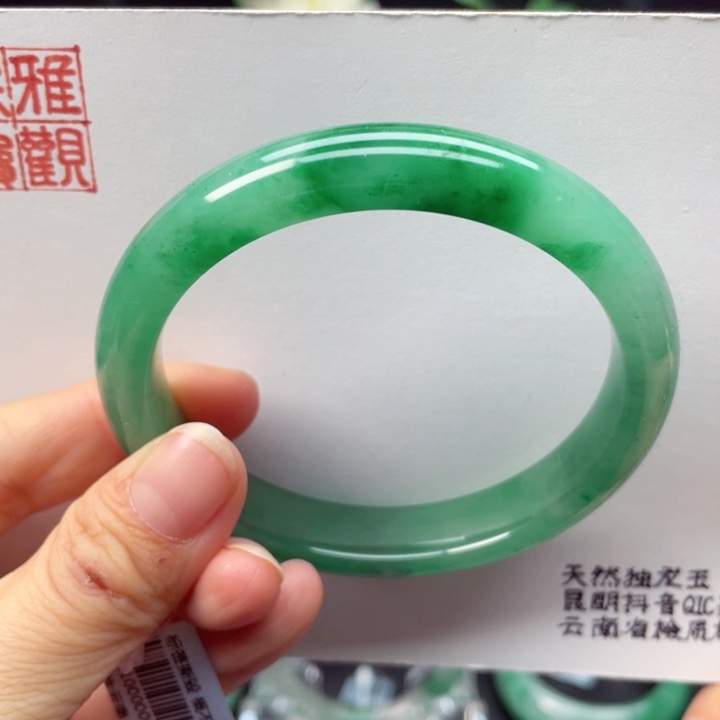 石英质玉手镯未镶嵌60-61