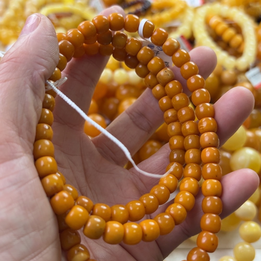 琥珀珠宝奇石未镶嵌