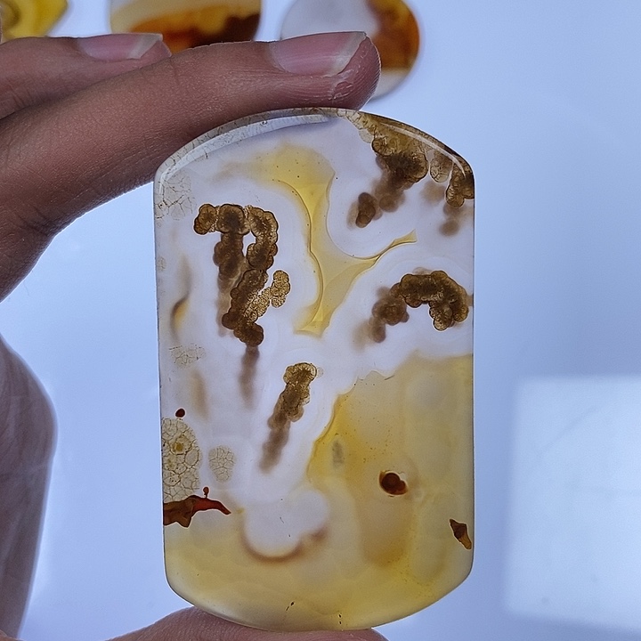 玛瑙/玉髓未镶嵌珠宝半成品