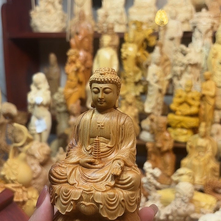 柏木（崖柏）崖柏瑕疵药师佛