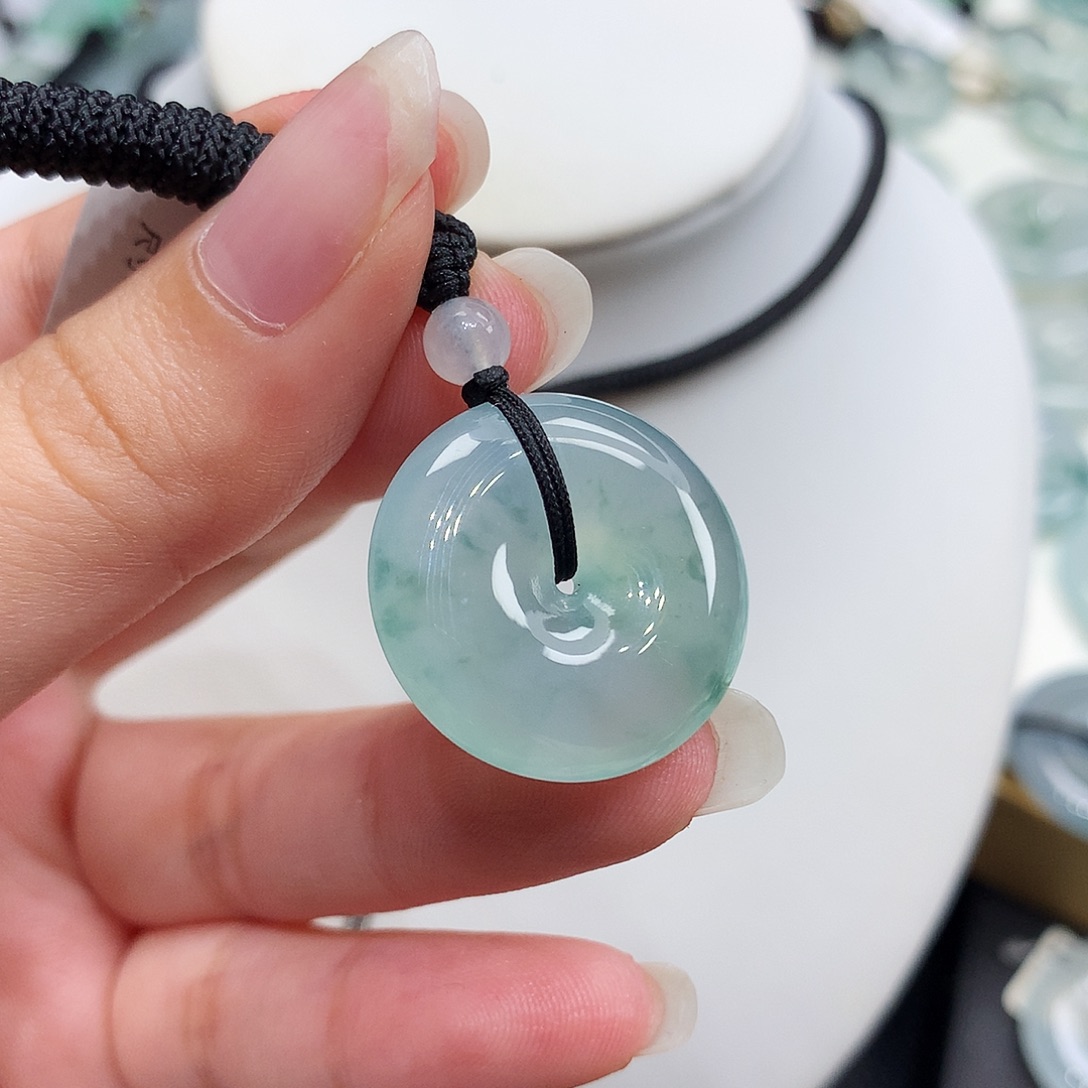 翡翠未镶嵌胸饰翡翠68，22.9/6.3