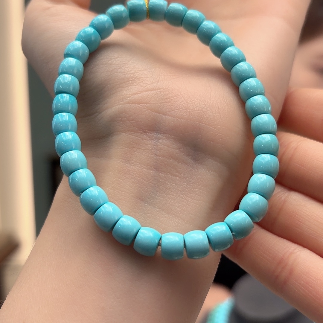 绿松石未镶嵌颈饰