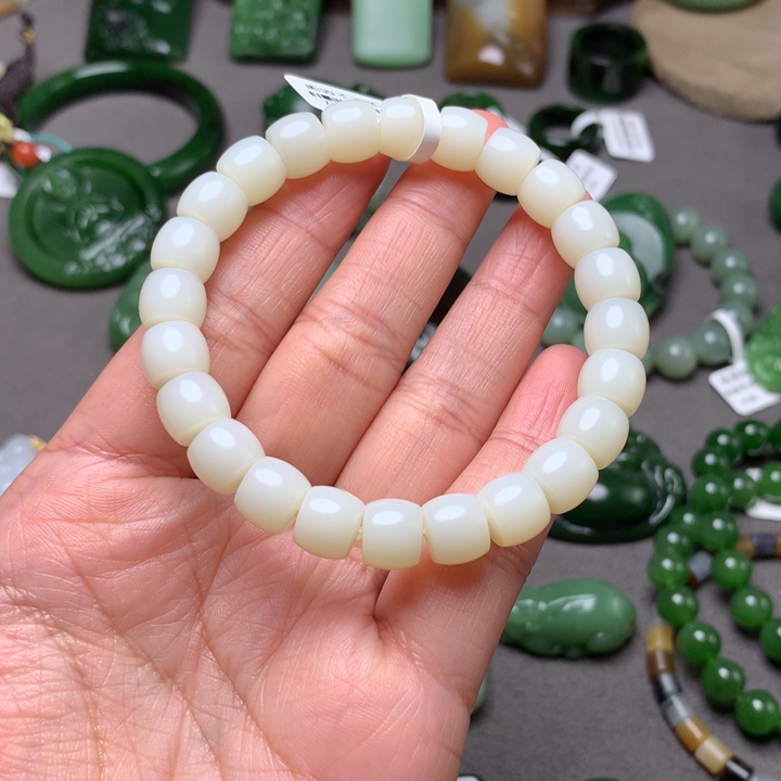 和田玉未镶嵌手串