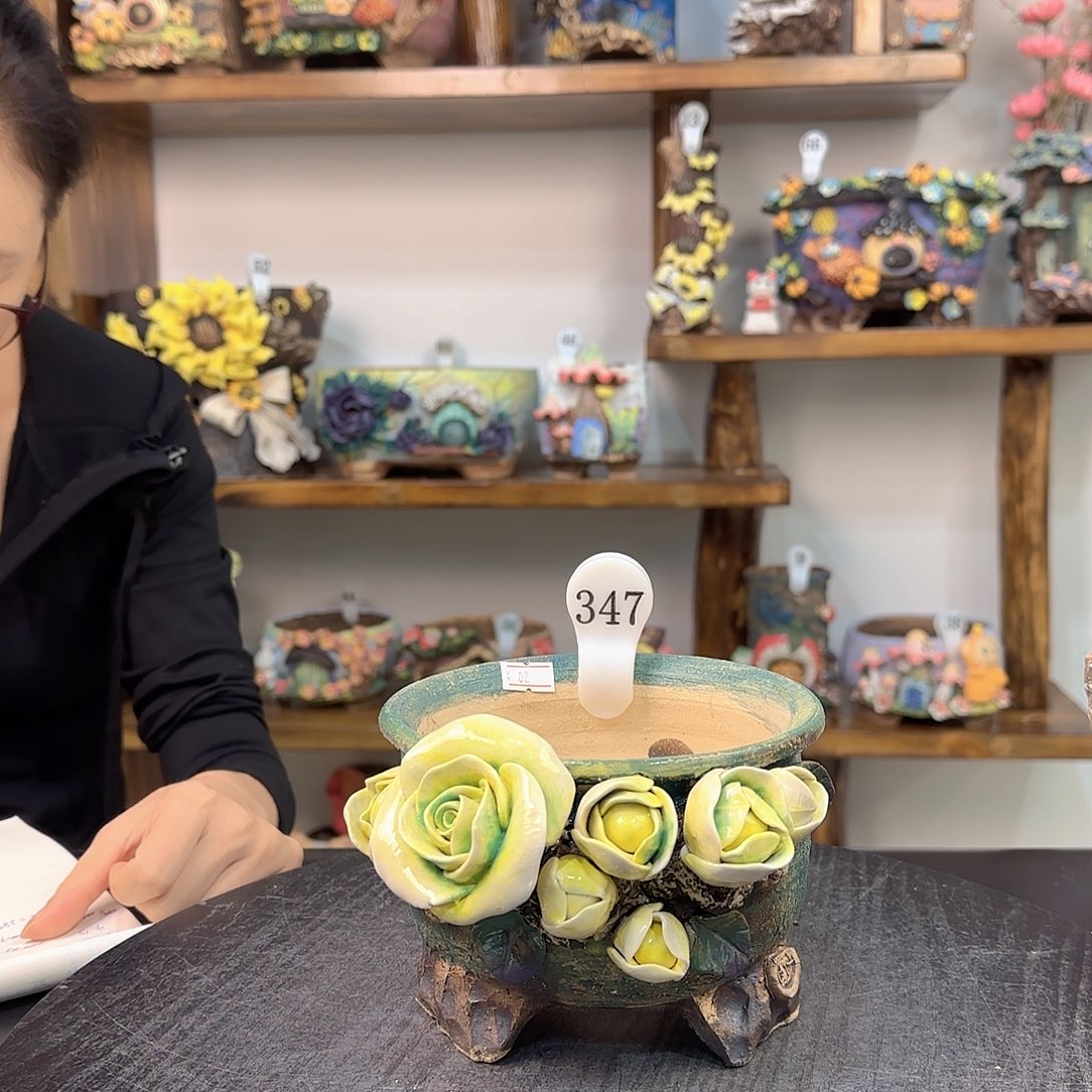 口径14左右.外高10.5左右.