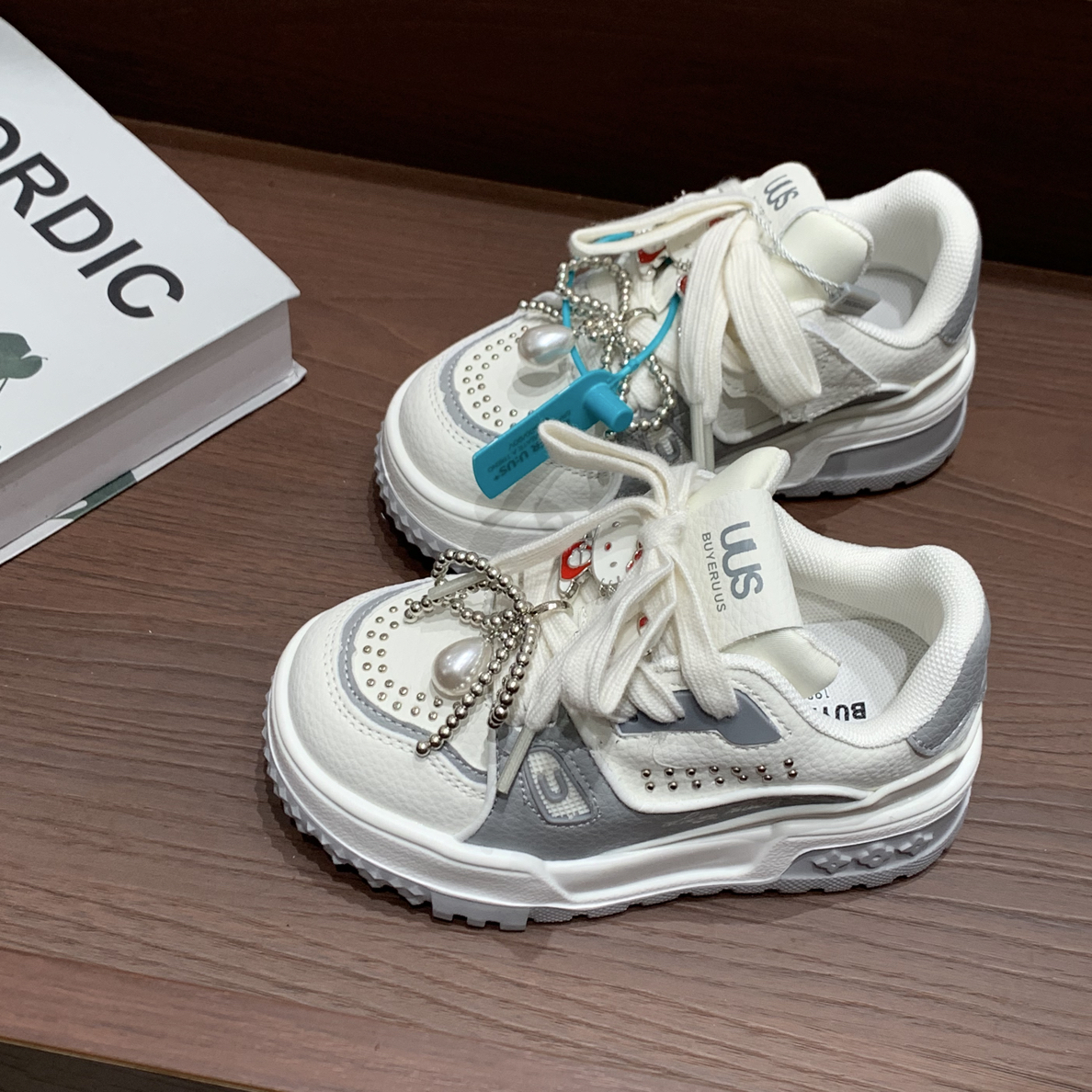 时尚童鞋uus26春款板鞋9793