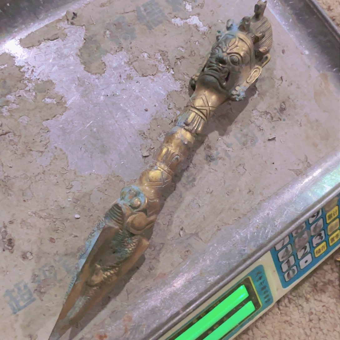 黄铜物品理性消费