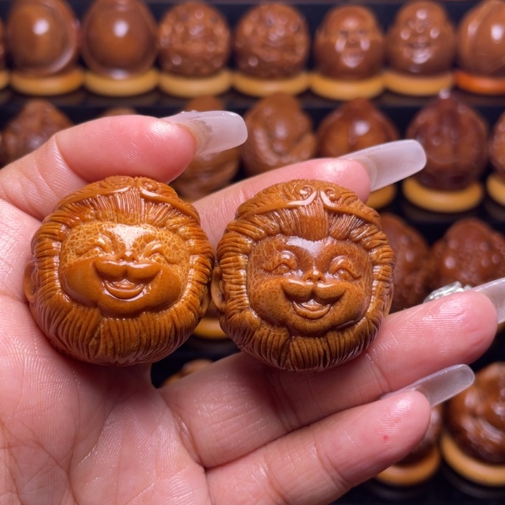 橄榄核把件S****文橄榄雕刻