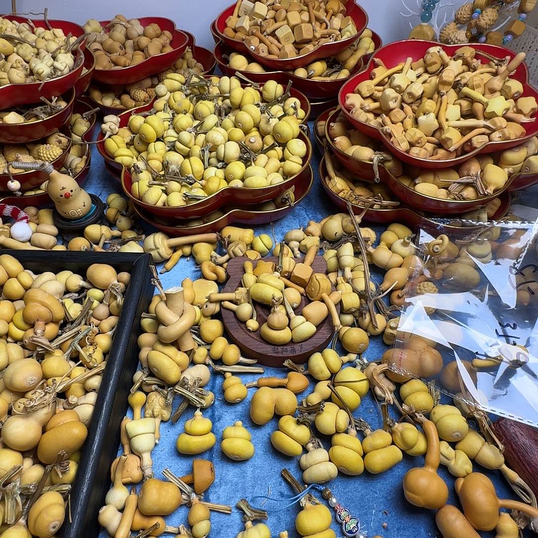 桃***女葫芦小扣子和小爱心双层