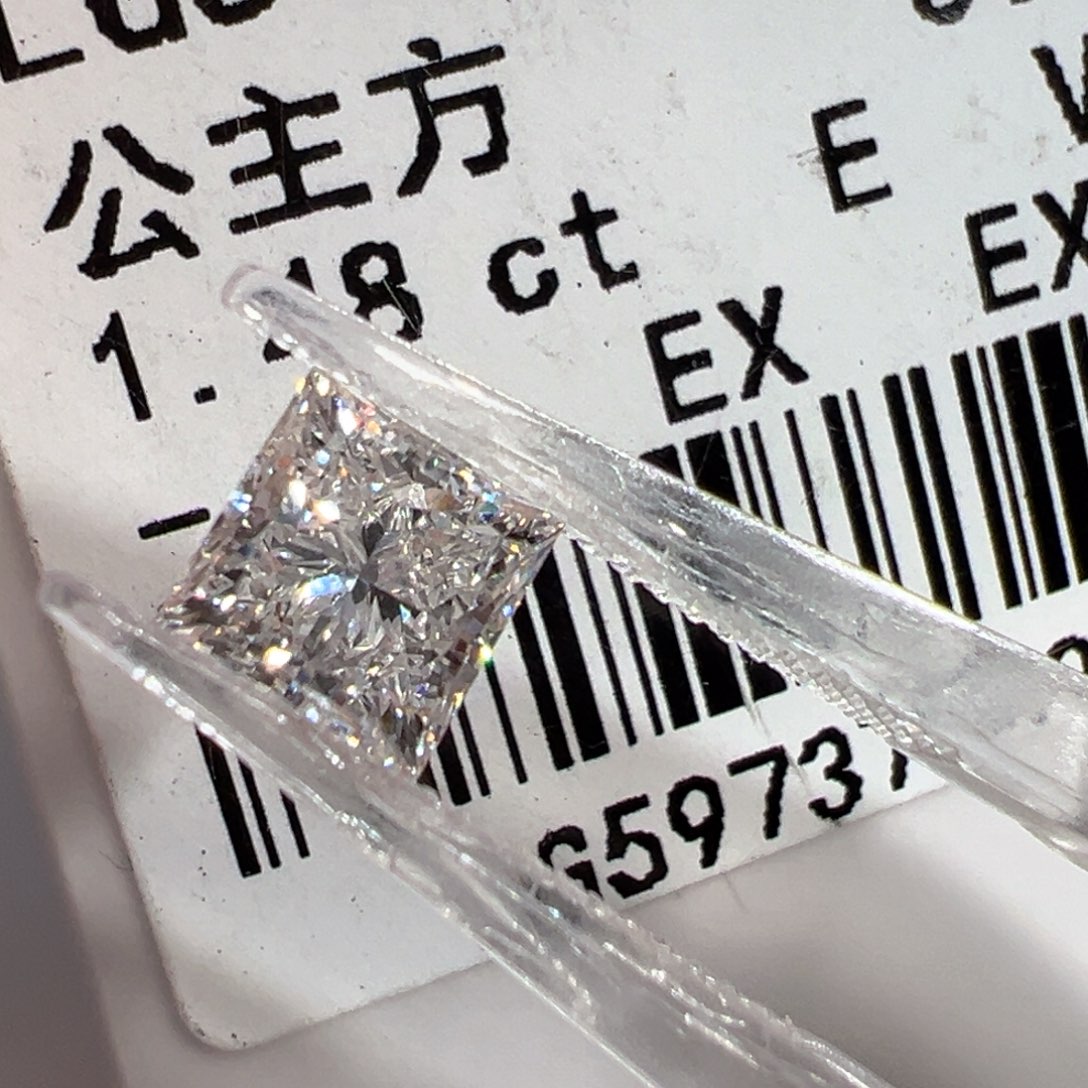 实验室培育钻石裸石未镶嵌