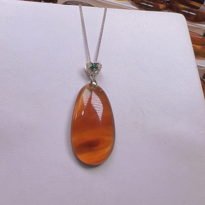 琥珀颈饰未镶嵌天然缅甸琥珀吊坠7.8克