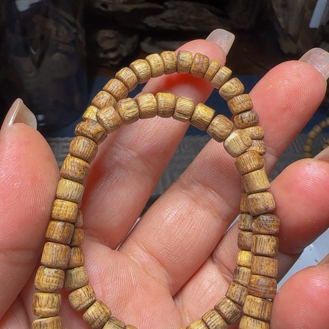 树脂制品树脂制品，陆河单圈，随机发货，拍一发二