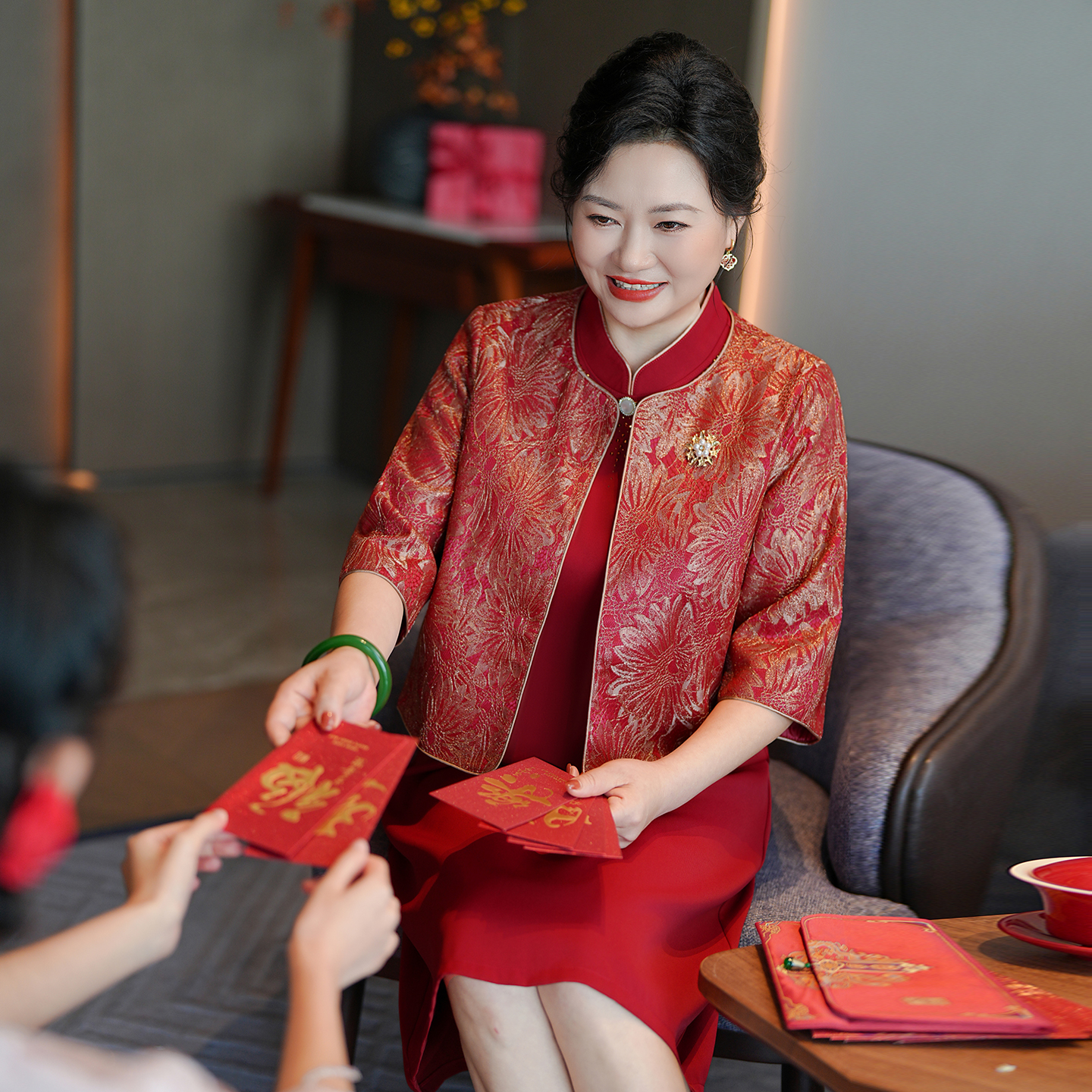 喜妈妈婚宴礼服订婚连衣裙喜婆婆优雅端庄洋气敬酒服套装WH25579