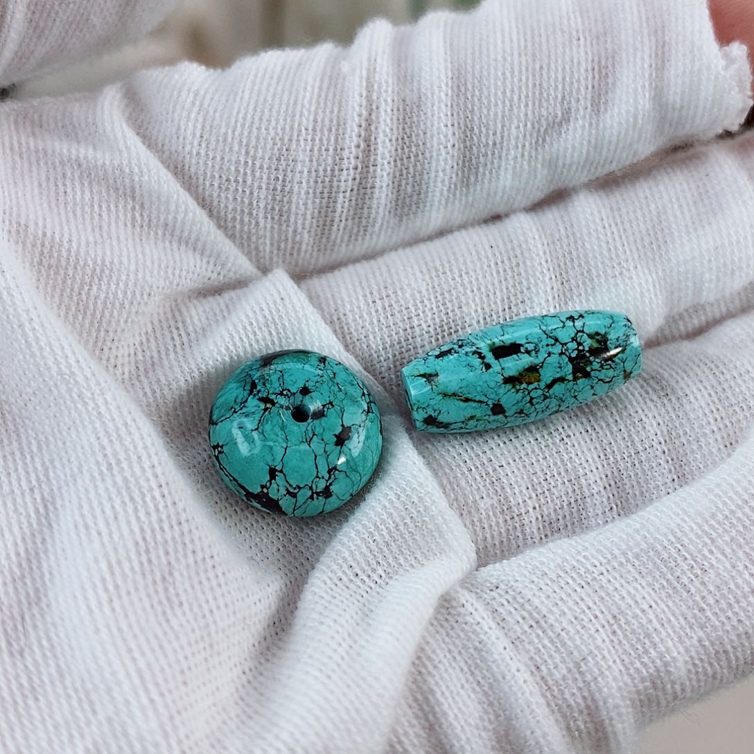 未镶嵌绿松石珠宝奇石