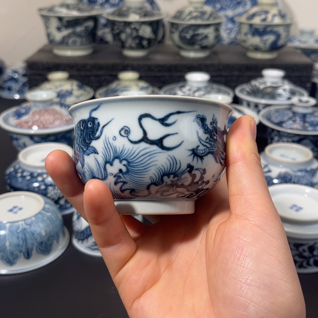 景德镇青花鱼花龙炉式杯