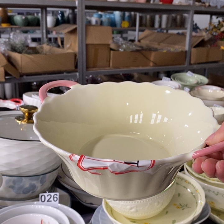 瓷双耳粉色7寸汤碗1个