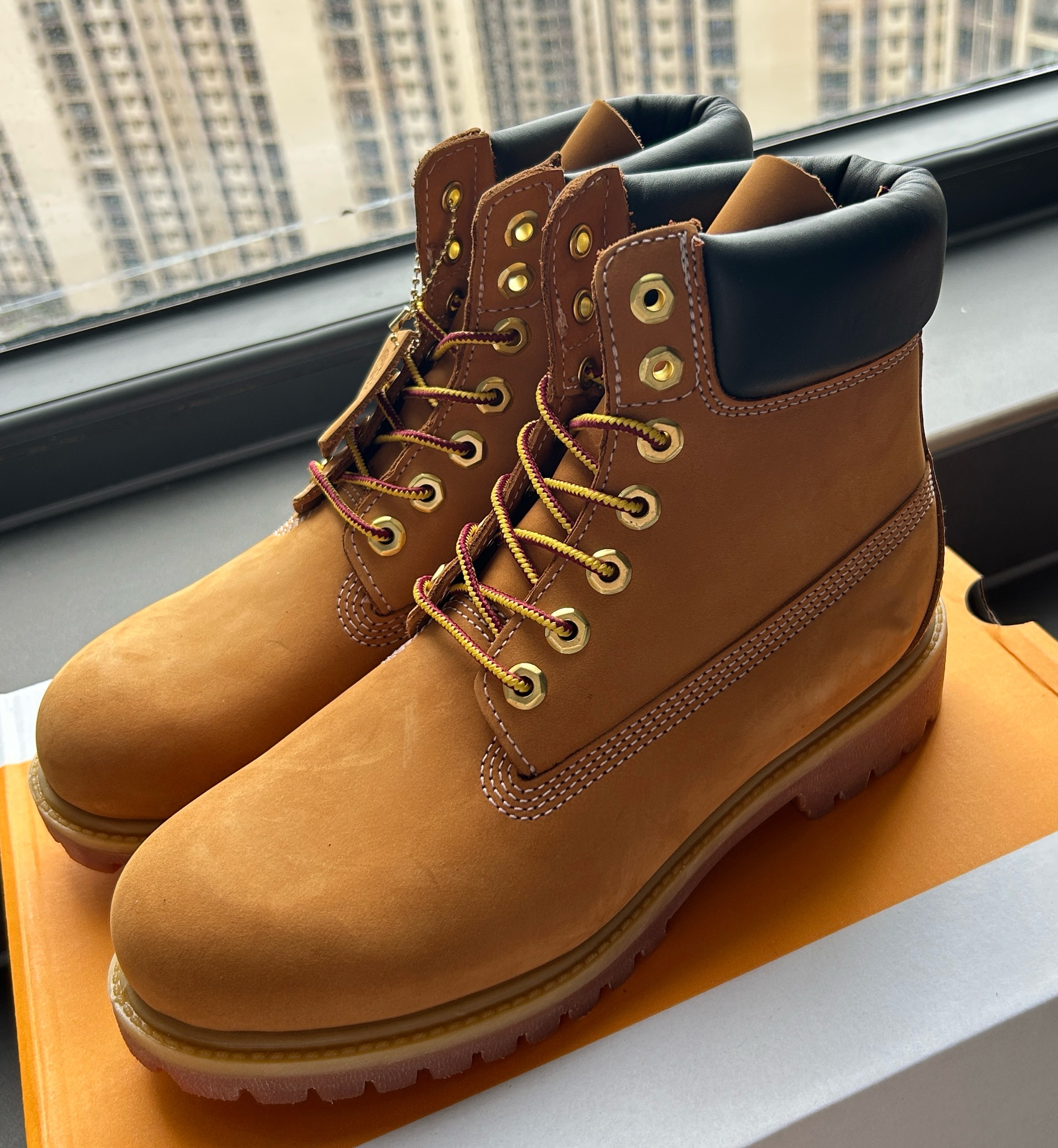 原单一体注塑经典款7孔踢不烂大黄靴男款防水户外【皮鞋码】