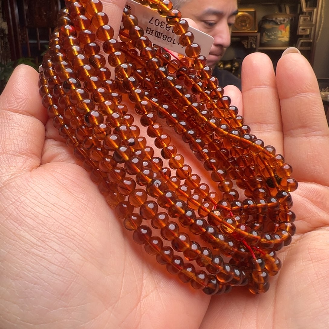 琥珀未镶嵌裸石抚顺琥珀20552六多样性发其一