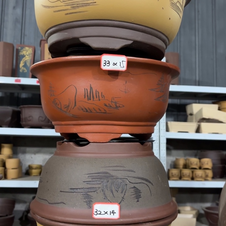 花盆紫砂100-4。      