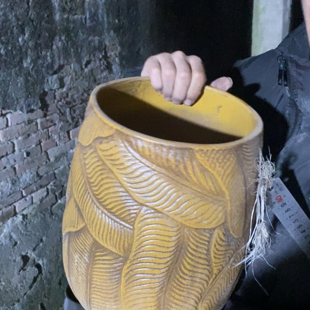 紫砂花盆瑕疵20/30fu j h f g h