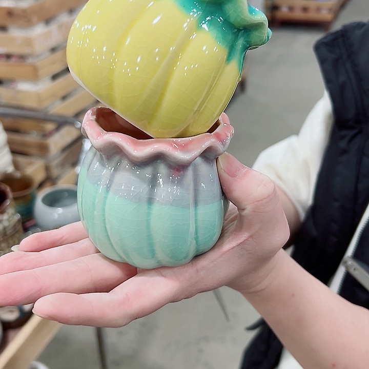 有孔.凑满10元发货多肉陶瓷花盆！