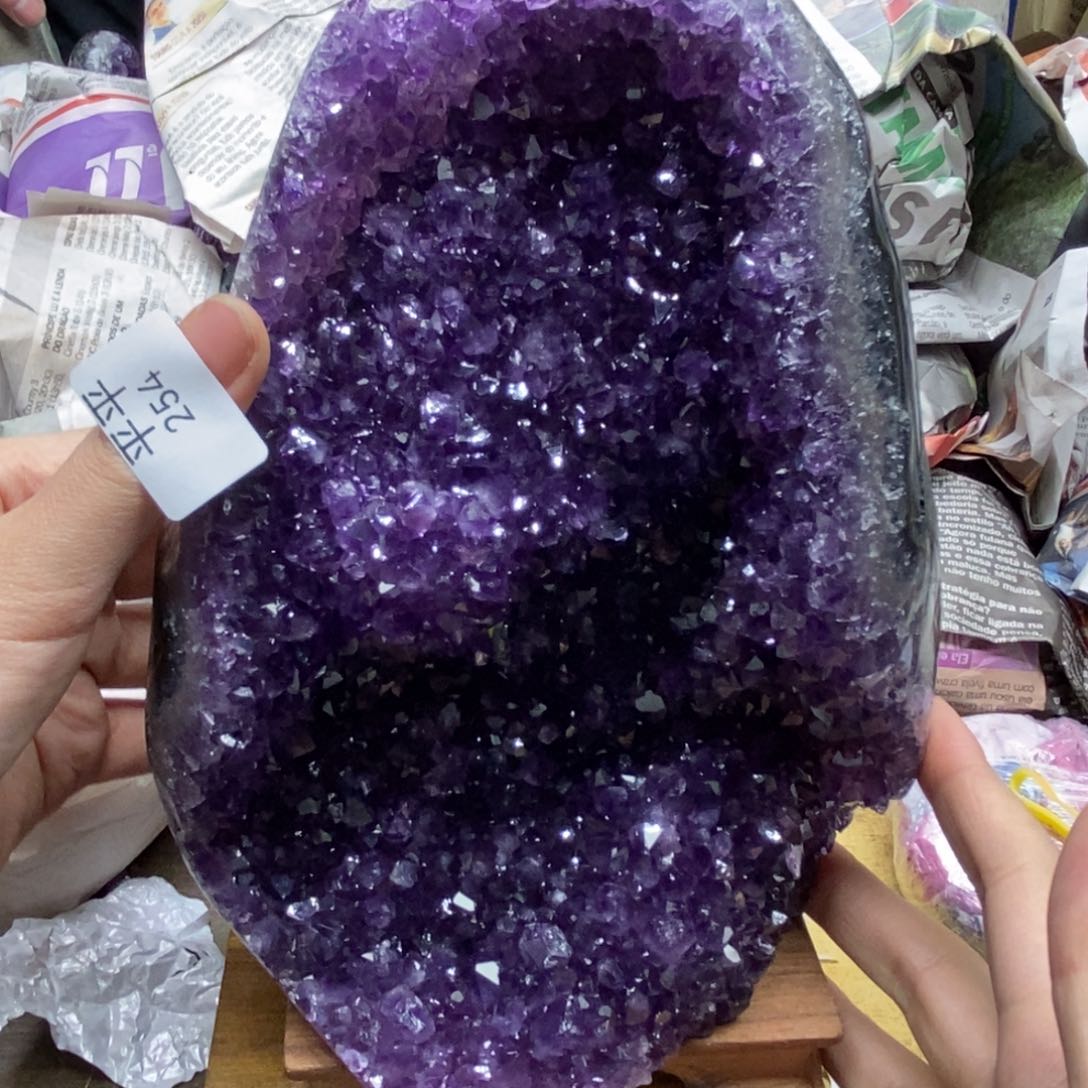 紫晶乌拉圭未镶嵌