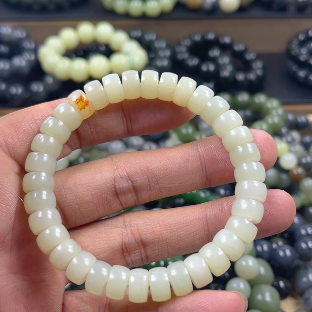 和田玉手串未镶嵌夏****D