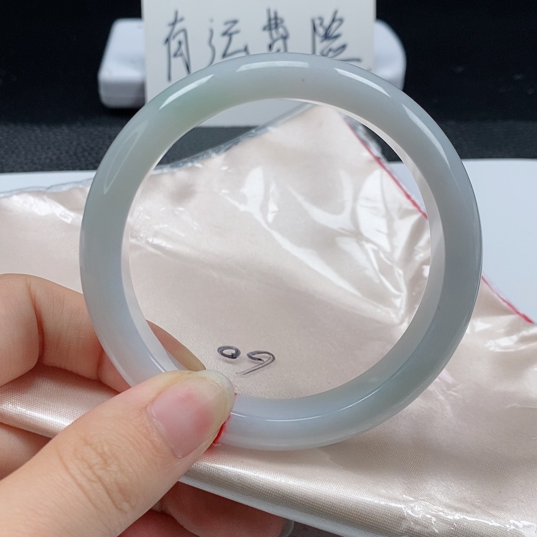 【闪购商品】翡翠手镯未镶嵌220号