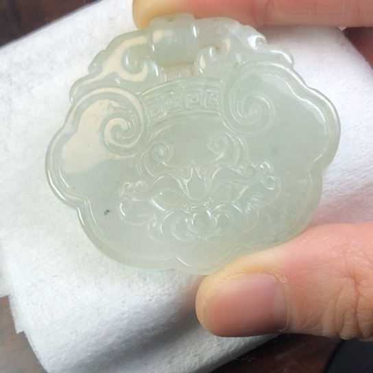 翡翠未镶嵌颈饰缅甸A货，每天下午1点半开播