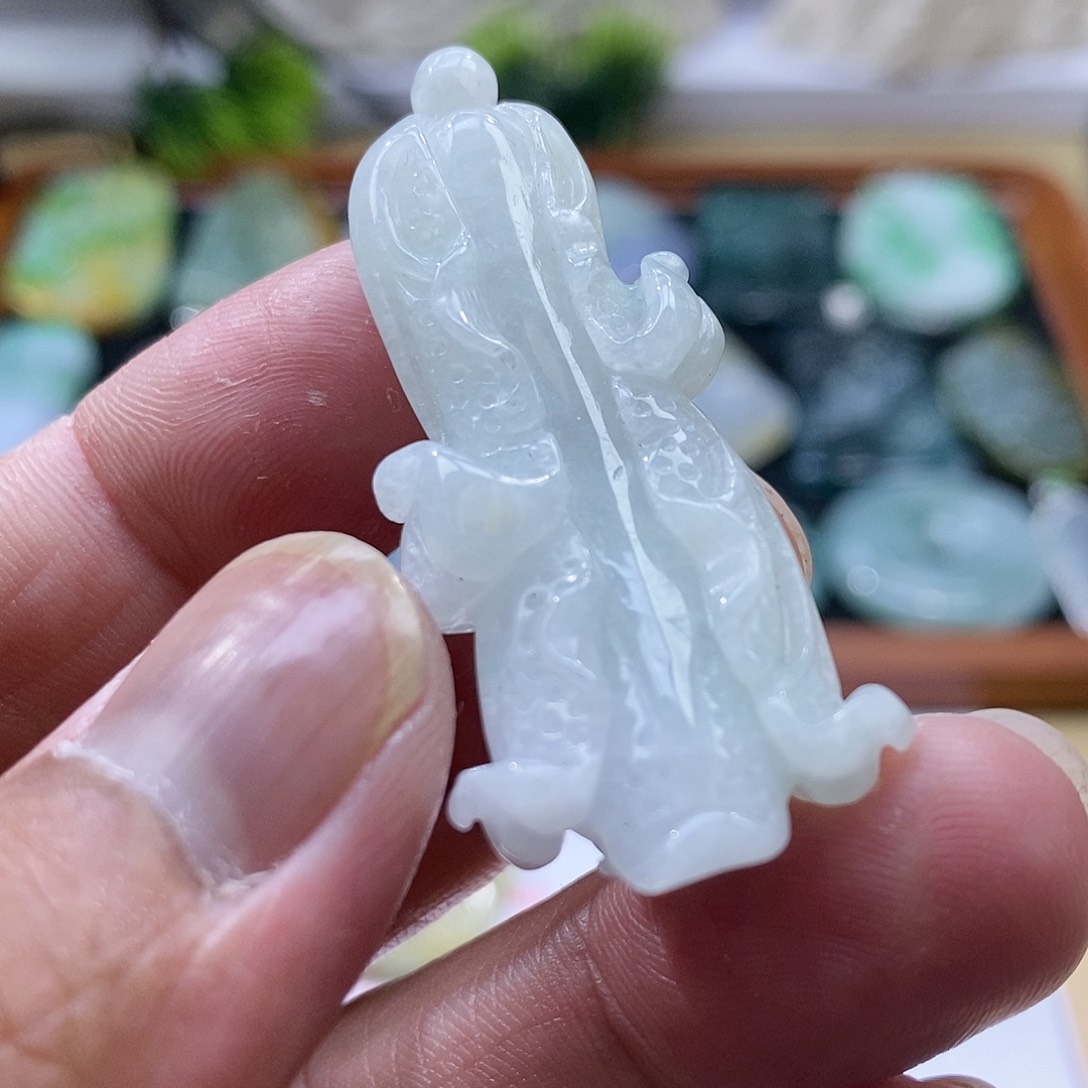 【闪购商品】翡翠颈饰未镶嵌11111111111111