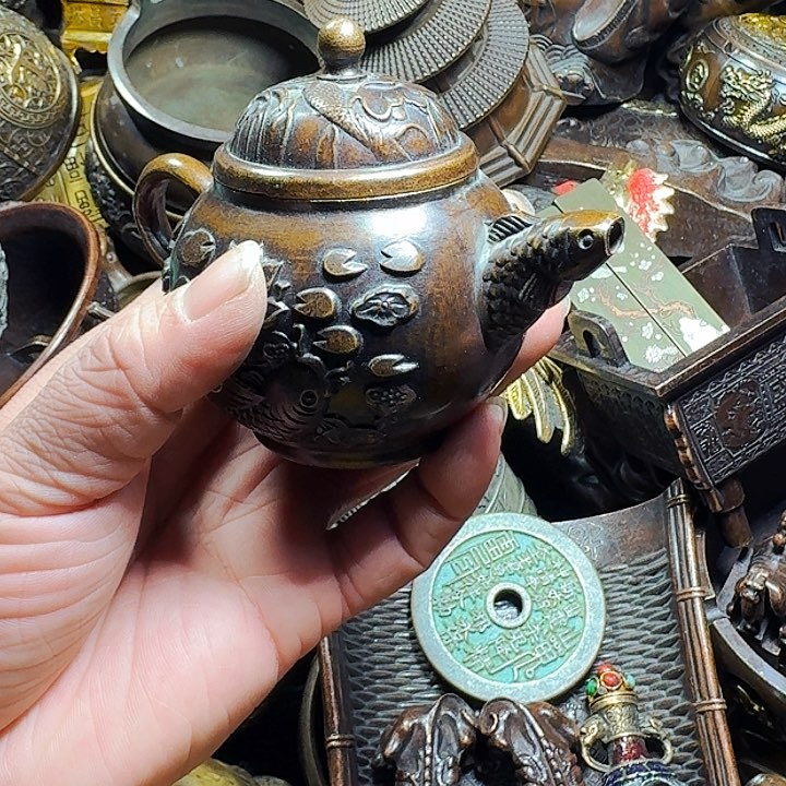 铜器摆件收收藏藏