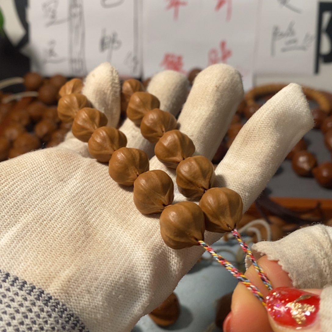橄榄核手串7141精品4花蒜头铁核15颗+鬼脸