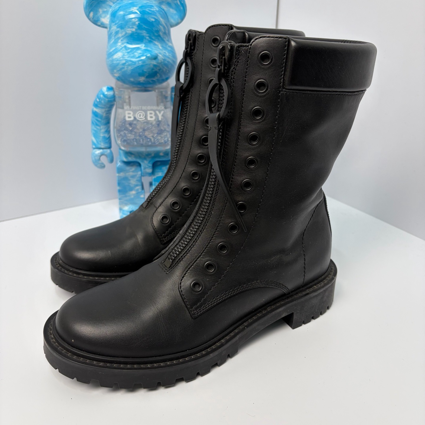 95新 DIOR/迪奥 Dior迪奥黑色马丁靴37码