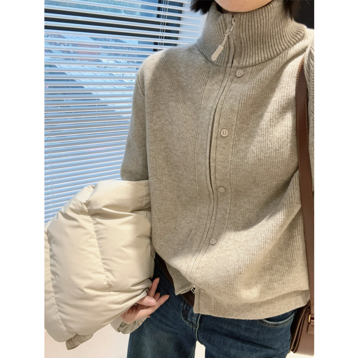 韩系立领拉链毛衣开衫外套女秋冬季新款时尚洋气百搭外穿针织上衣