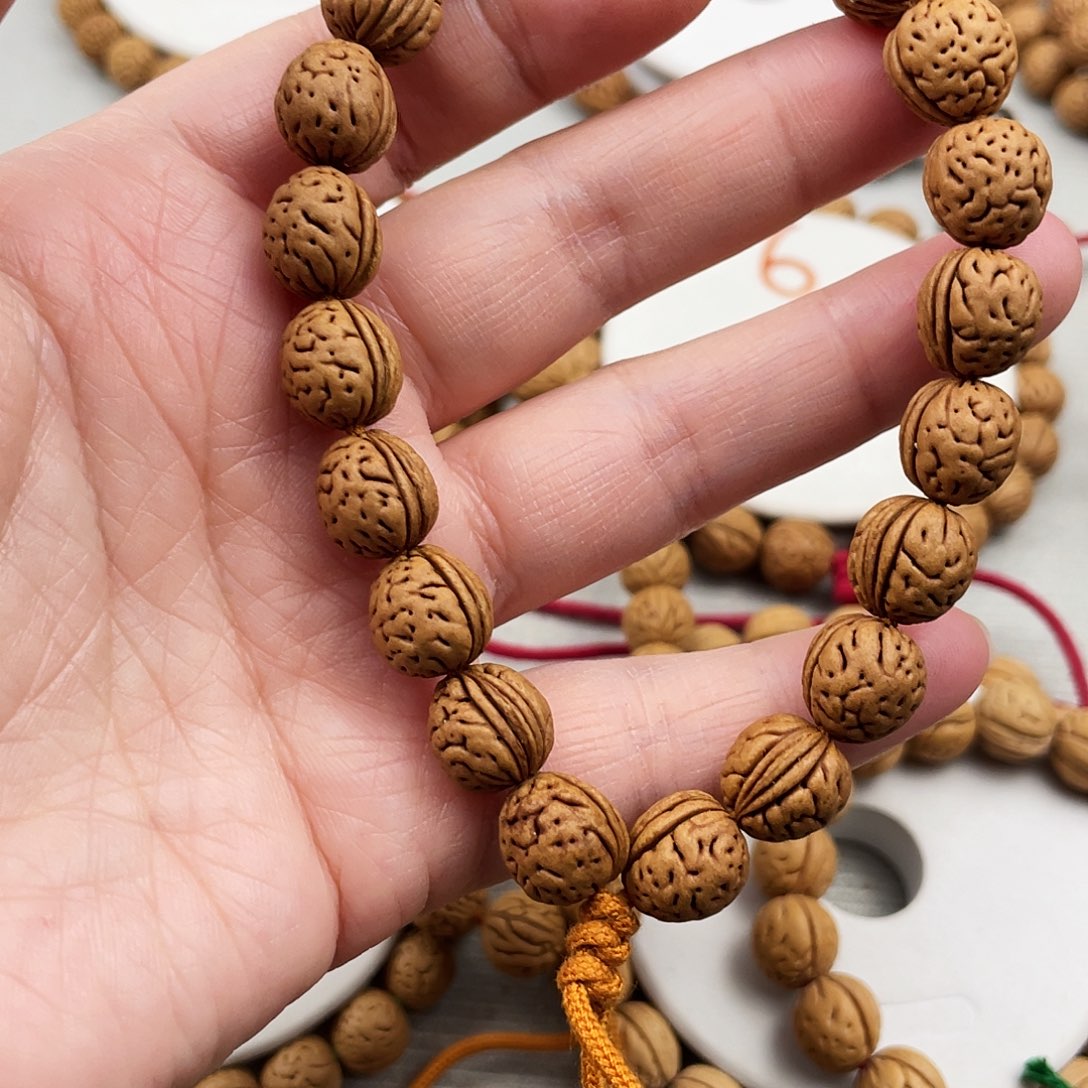余***米核桃手串/手链10.8尺寸野生桃核手持（福利款不退不换