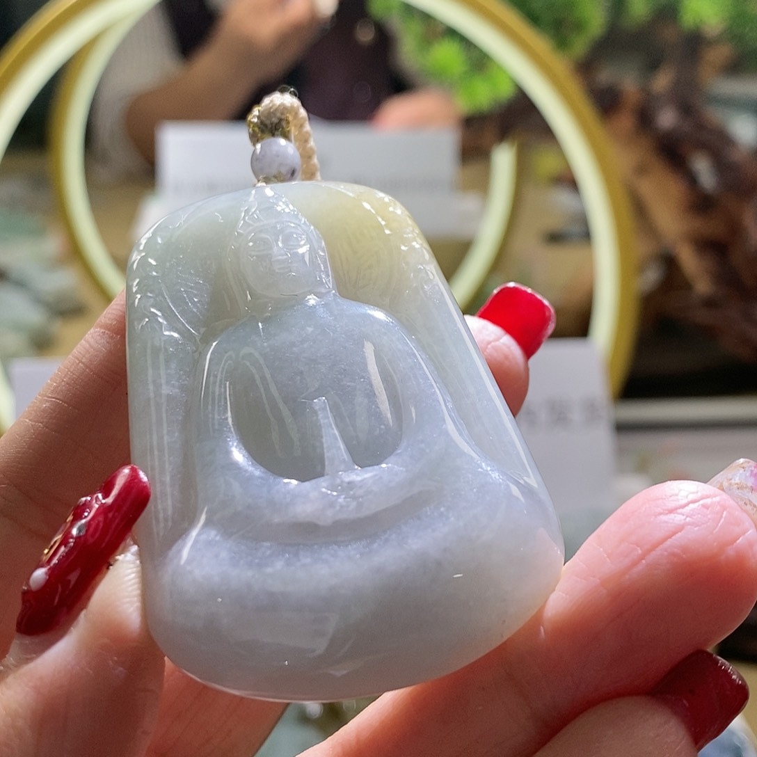 【闪购商品】翡翠颈饰未镶嵌观音