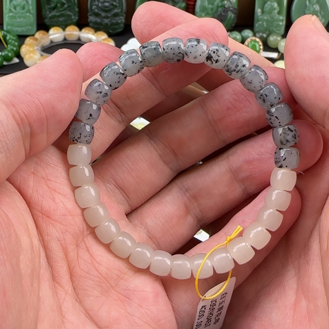 和田玉挂件未镶嵌单圈