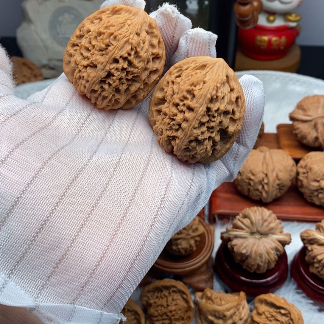 文玩核桃吊坠42尺寸南疆石