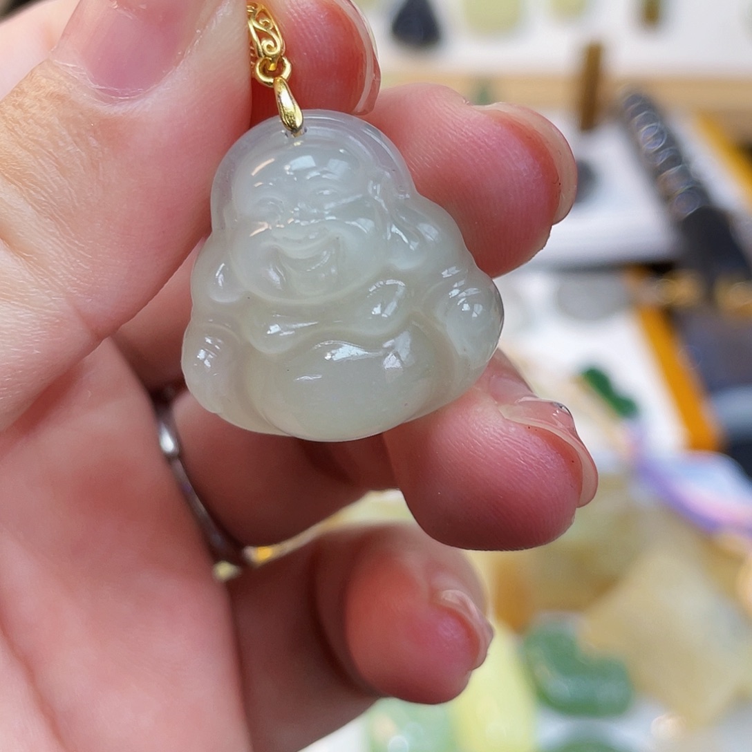 和田玉未镶嵌颈饰