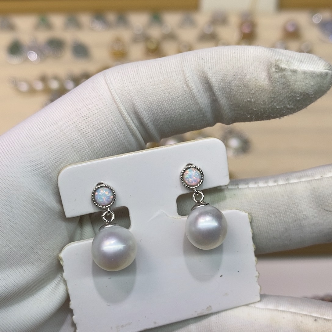 耳饰海水珍珠银S925镶嵌8/9澳白