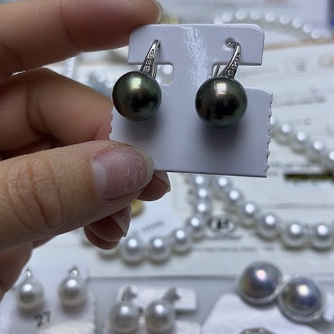 海水珍珠耳饰未镶嵌