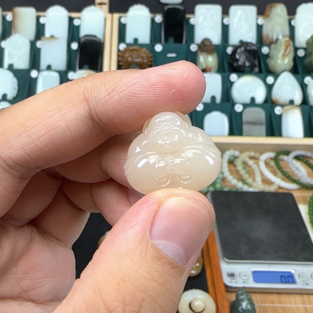 和田玉挂件未镶嵌