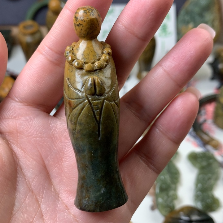 岫岩河磨玉（透闪石质玉）手把未镶嵌