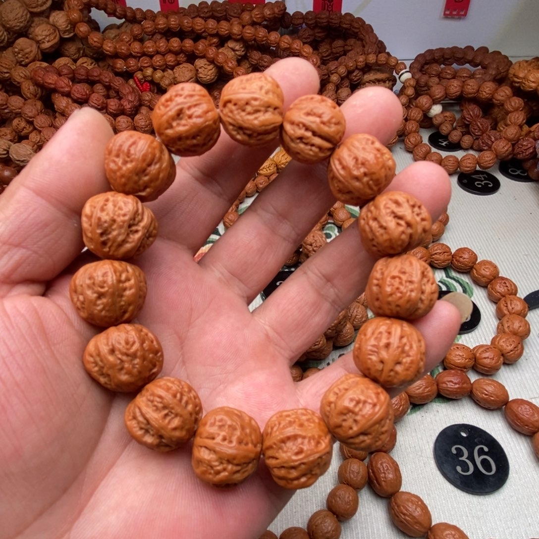 文玩核桃手串方肚1.7