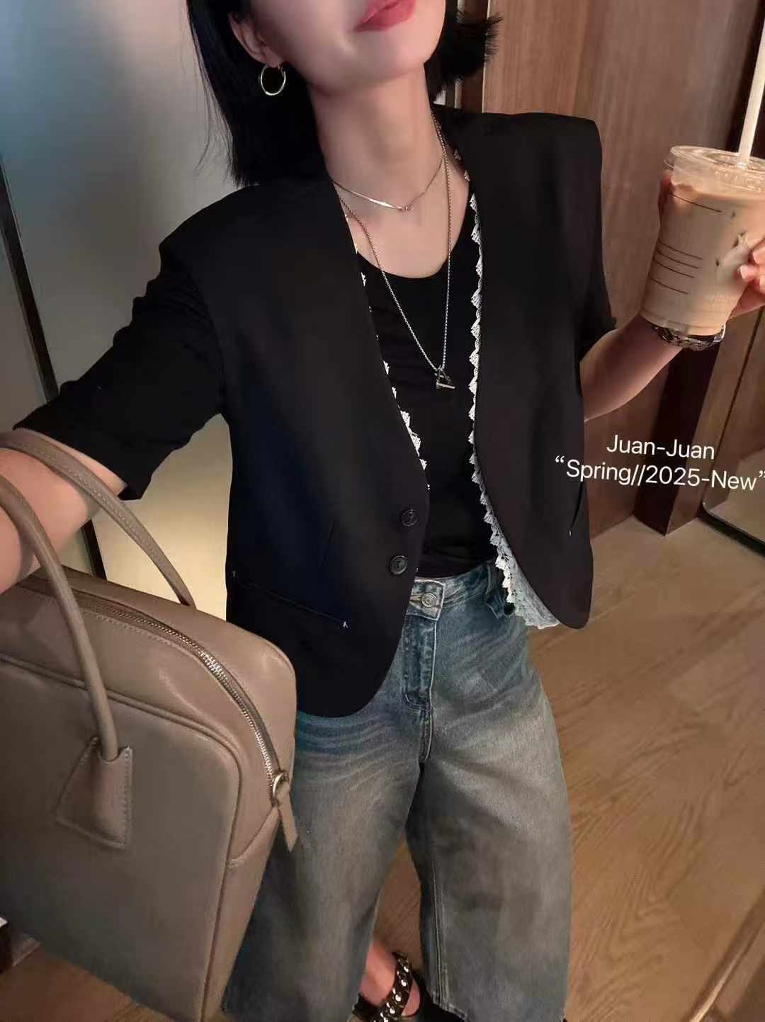 假两件蕾丝内搭马甲