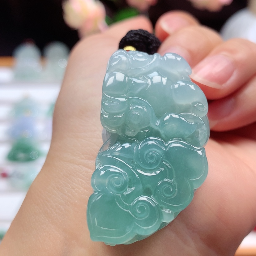 【闪购商品】翡翠未镶嵌吊坠(不含链)