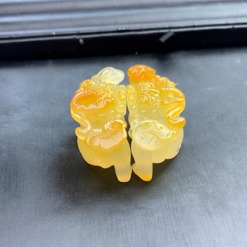 【闪购商品】未镶嵌石英质玉（黄龙玉）貔貅挂件小****子