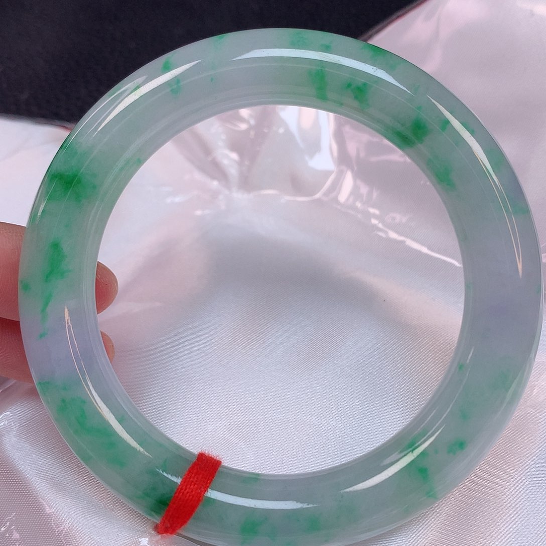 翡翠手镯未镶嵌58+ 翡翠手镯