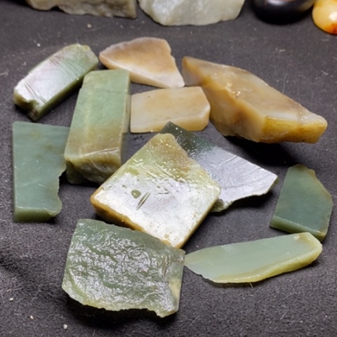 和田玉珠宝奇石未镶嵌