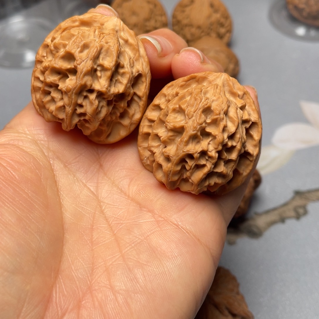 【闪购商品】文玩核桃吊坠苹果……